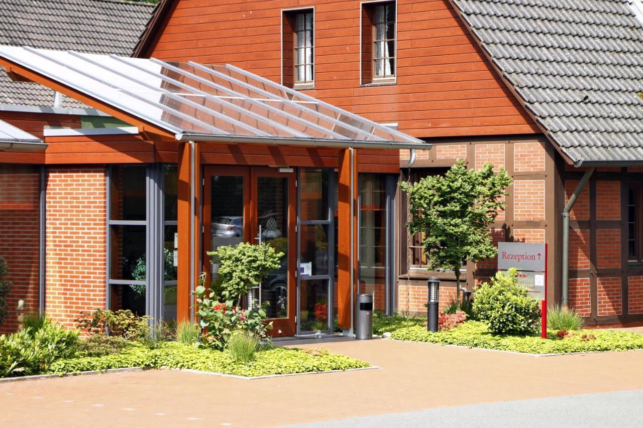 Hotel Landhaus Pollmeyer Friesoythe Exterior photo